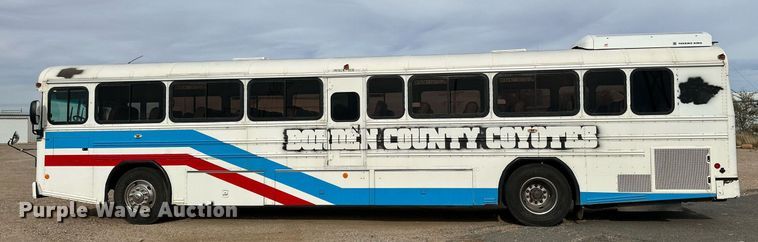 image for item DQ1521 2009 Blue Bird All American  school bus