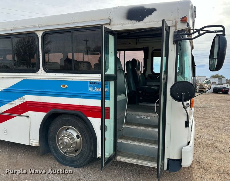 image for item DQ1521 2009 Blue Bird All American  school bus