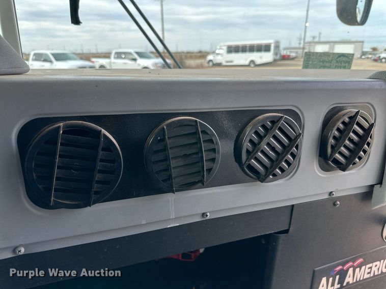 image for item DQ1521 2009 Blue Bird All American  school bus