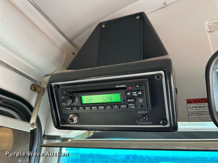 image for item DQ1521 2009 Blue Bird All American  school bus