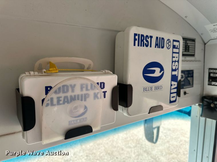 image for item DQ1521 2009 Blue Bird All American  school bus