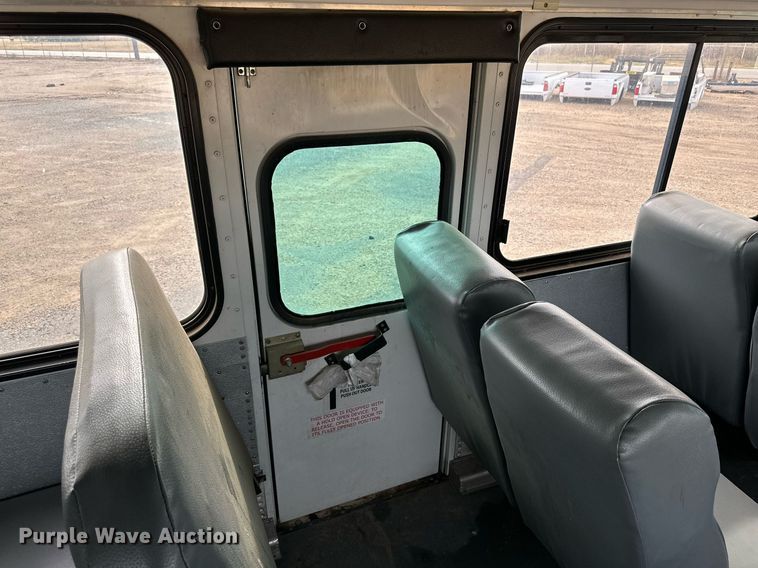 image for item DQ1521 2009 Blue Bird All American  school bus