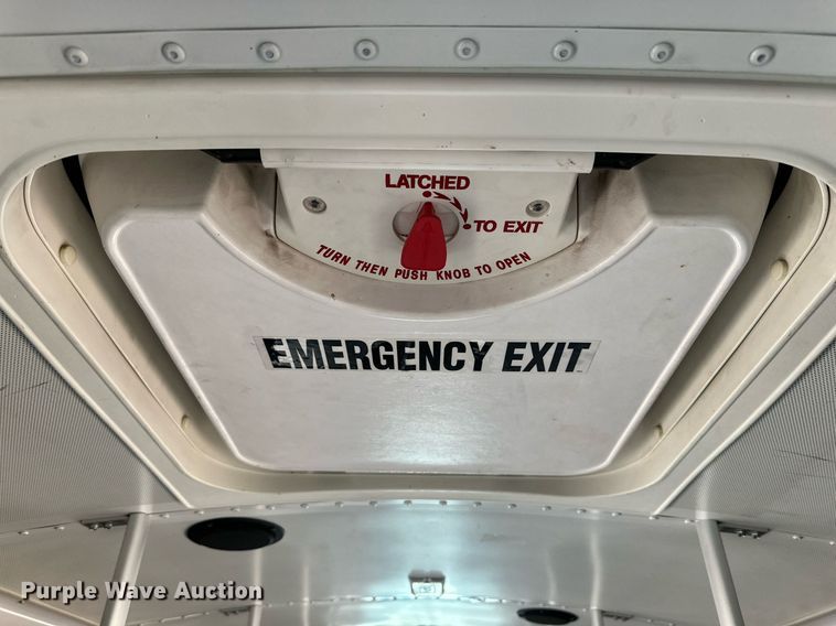 image for item DQ1521 2009 Blue Bird All American  school bus