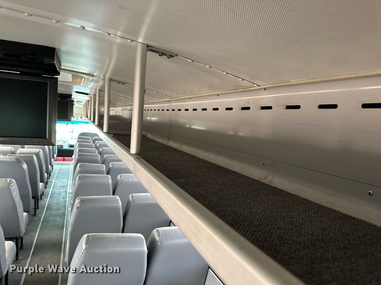 image for item DQ1521 2009 Blue Bird All American  school bus