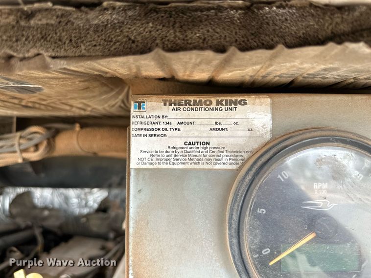 image for item DQ1521 2009 Blue Bird All American  school bus