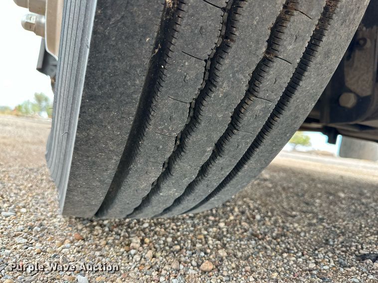 image for item DQ1521 2009 Blue Bird All American  school bus