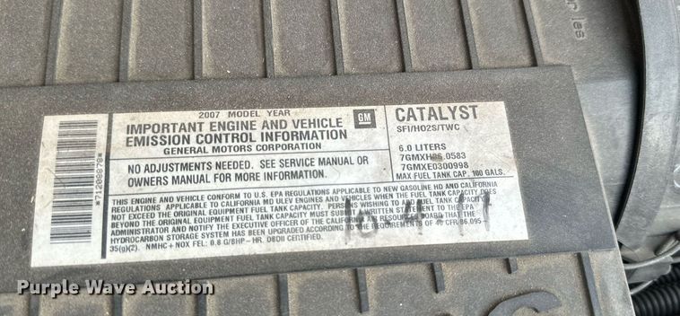 image for item DQ1522 2007 Chevrolet Express  shuttle bus