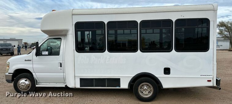 image for item DQ1525 2008 Ford E450 Super Duty  shuttle bus