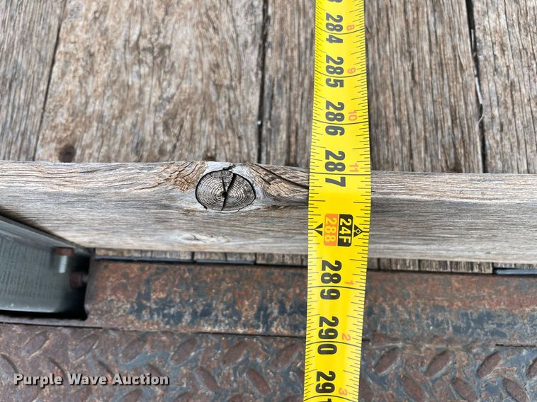 image for item DQ1526 Morgan  flatbed