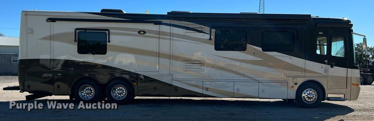 image for item DQ2261 2009 Newmar Mountain Aire  RV