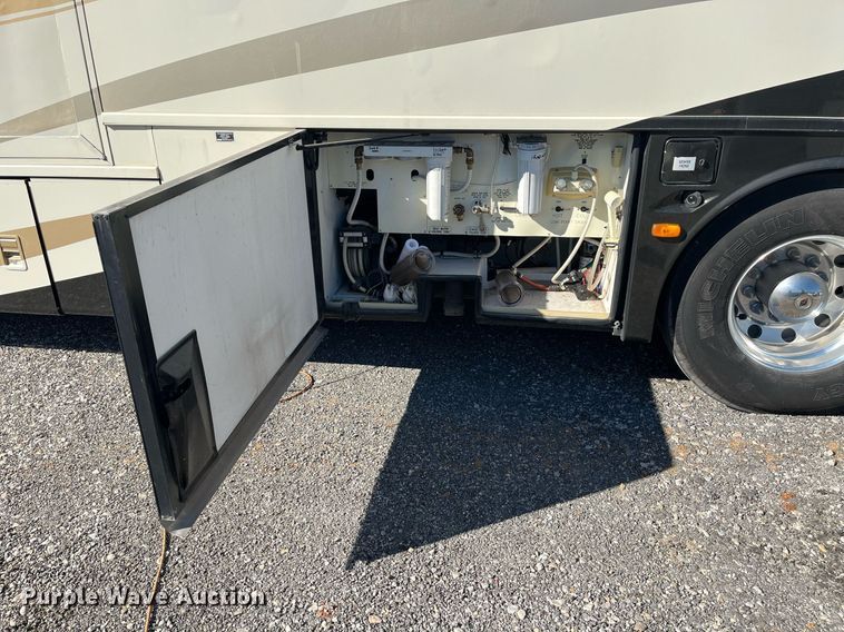 image for item DQ2261 2009 Newmar Mountain Aire  RV