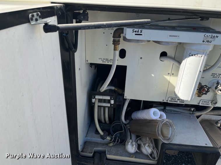 image for item DQ2261 2009 Newmar Mountain Aire  RV