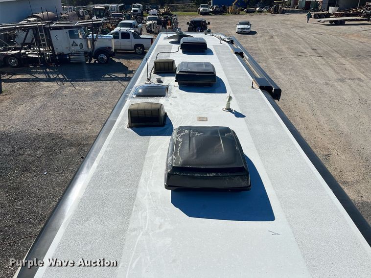 image for item DQ2261 2009 Newmar Mountain Aire  RV