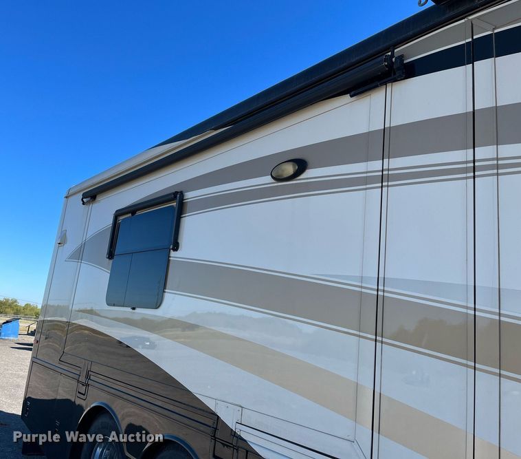 image for item DQ2261 2009 Newmar Mountain Aire  RV