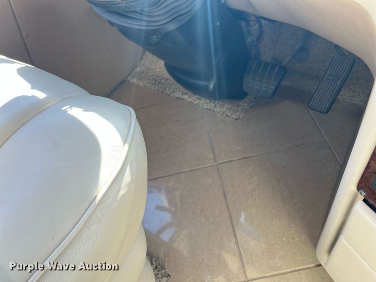 image for item DQ2261 2009 Newmar Mountain Aire  RV