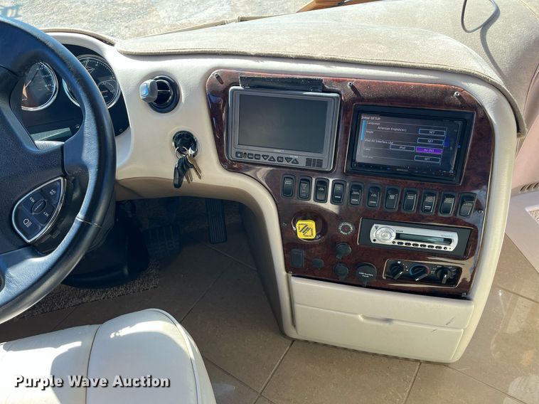 image for item DQ2261 2009 Newmar Mountain Aire  RV