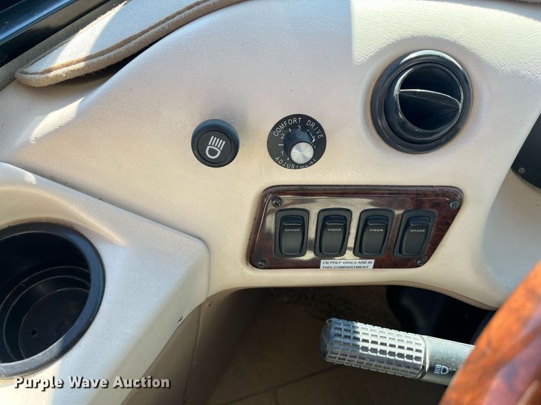 image for item DQ2261 2009 Newmar Mountain Aire  RV