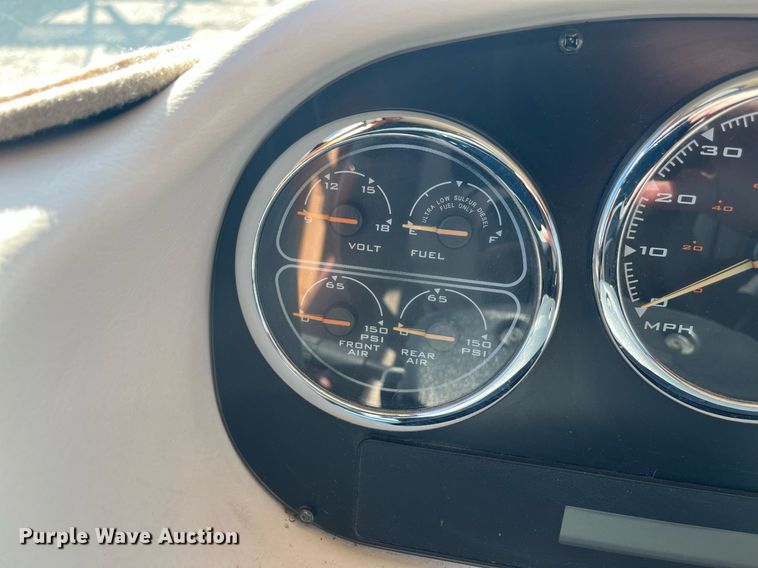 image for item DQ2261 2009 Newmar Mountain Aire  RV