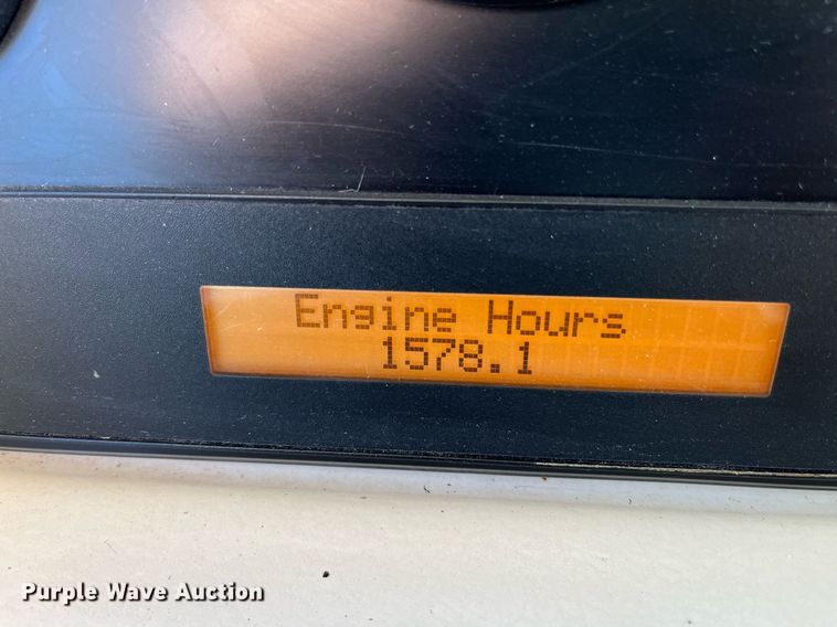 image for item DQ2261 2009 Newmar Mountain Aire  RV