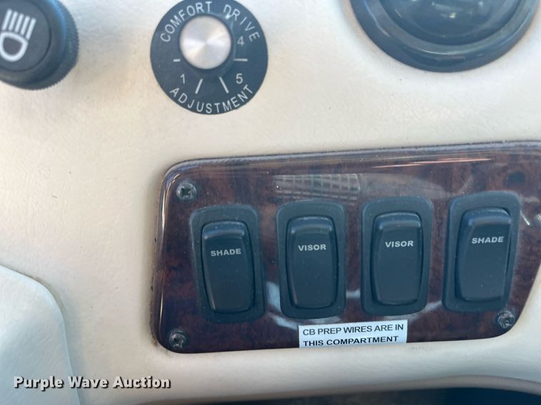 image for item DQ2261 2009 Newmar Mountain Aire  RV