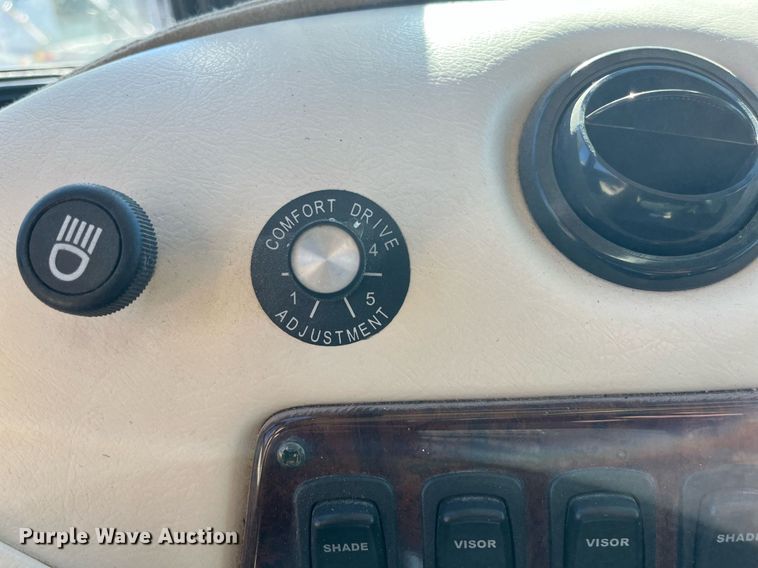 image for item DQ2261 2009 Newmar Mountain Aire  RV