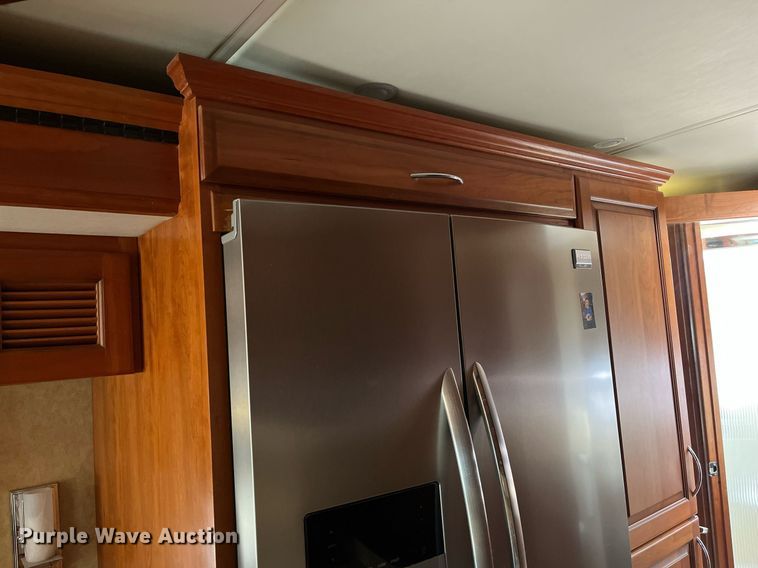 image for item DQ2261 2009 Newmar Mountain Aire  RV