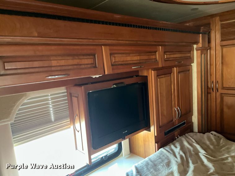 image for item DQ2261 2009 Newmar Mountain Aire  RV