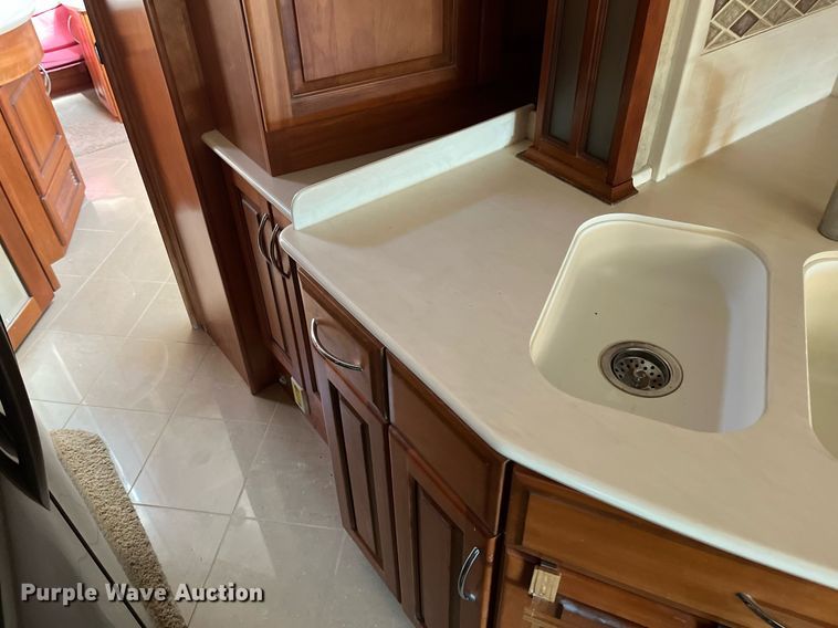 image for item DQ2261 2009 Newmar Mountain Aire  RV