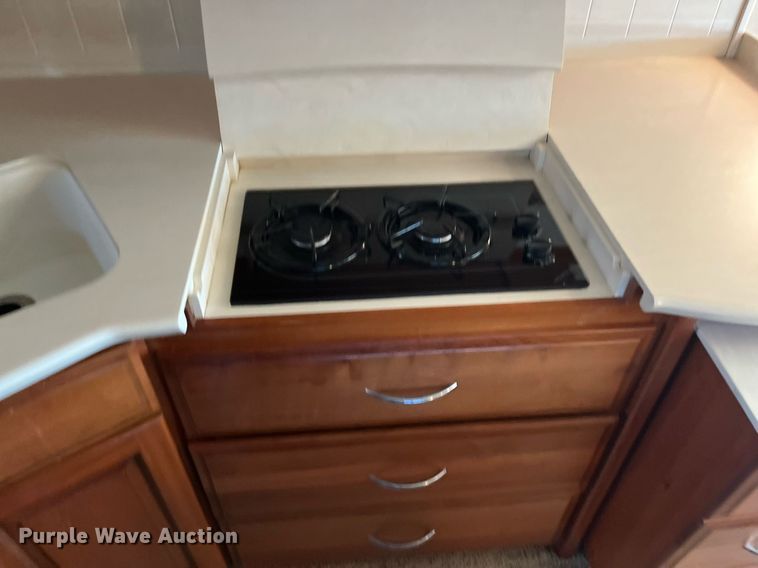 image for item DQ2261 2009 Newmar Mountain Aire  RV