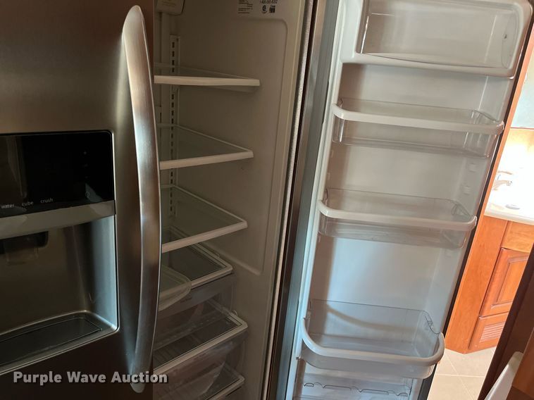 image for item DQ2261 2009 Newmar Mountain Aire  RV