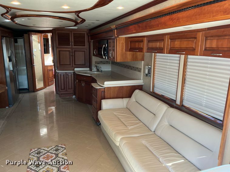 image for item DQ2261 2009 Newmar Mountain Aire  RV