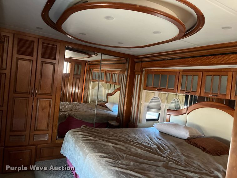 image for item DQ2261 2009 Newmar Mountain Aire  RV