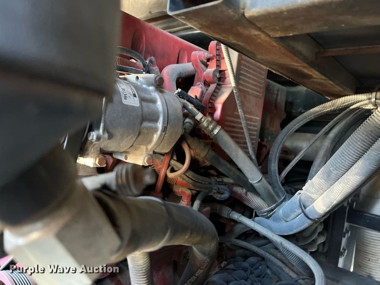 image for item DQ2261 2009 Newmar Mountain Aire  RV