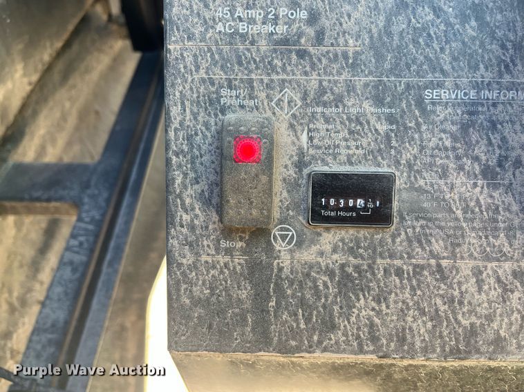 image for item DQ2261 2009 Newmar Mountain Aire  RV