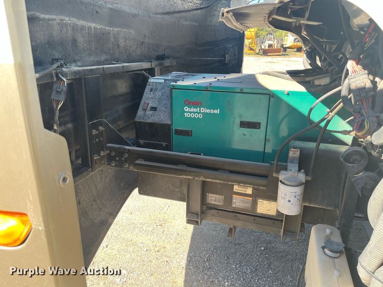 image for item DQ2261 2009 Newmar Mountain Aire  RV