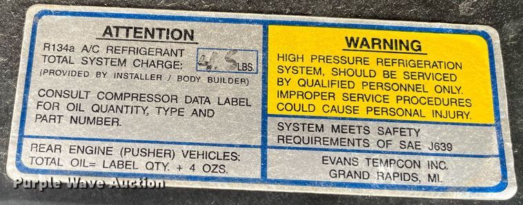 image for item DQ2261 2009 Newmar Mountain Aire  RV