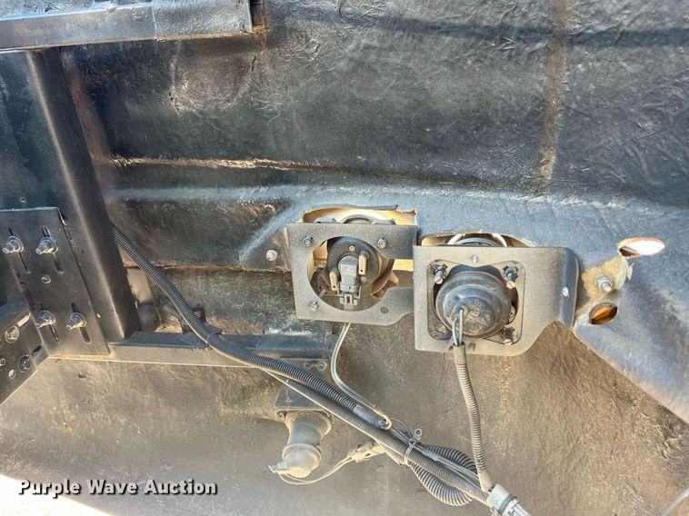 image for item DQ2261 2009 Newmar Mountain Aire  RV