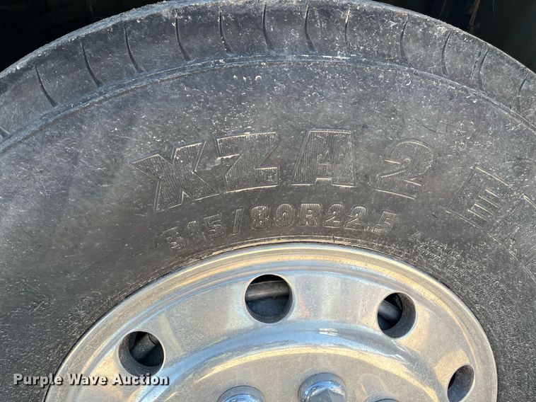 image for item DQ2261 2009 Newmar Mountain Aire  RV