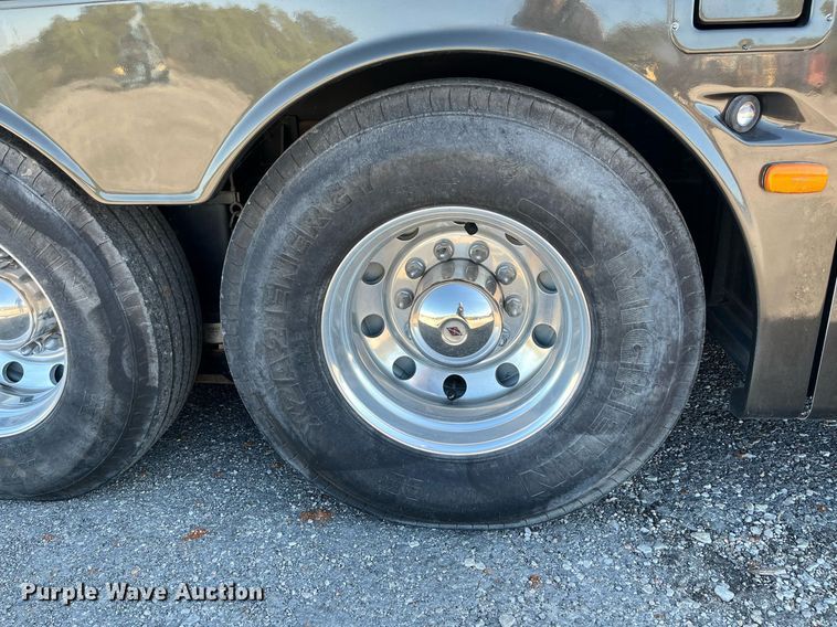 image for item DQ2261 2009 Newmar Mountain Aire  RV