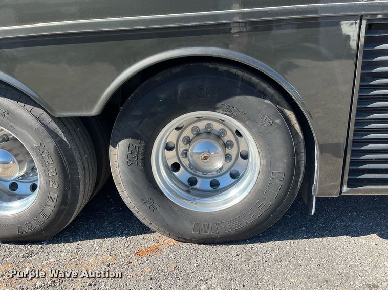 image for item DQ2261 2009 Newmar Mountain Aire  RV