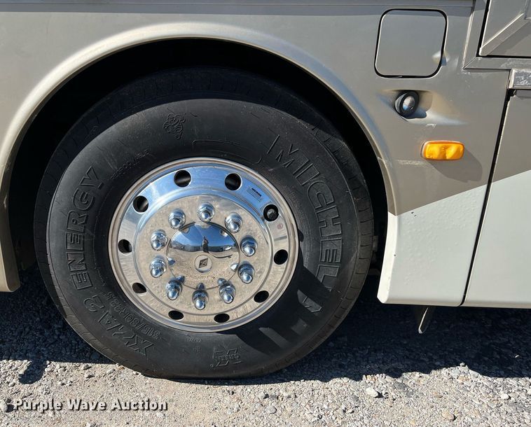 image for item DQ2261 2009 Newmar Mountain Aire  RV