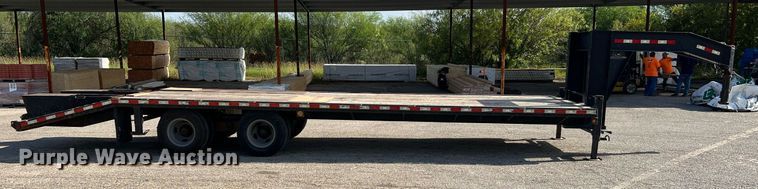 image for item DQ2300 2013 B-B Trailers  equipment trailer