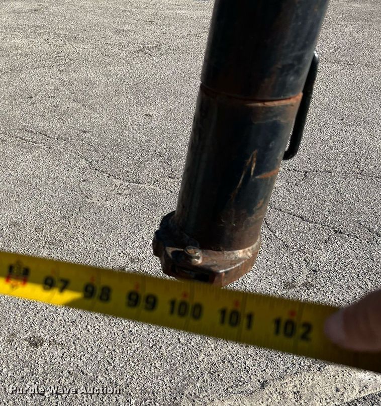 image for item DQ2300 2013 B-B Trailers  equipment trailer