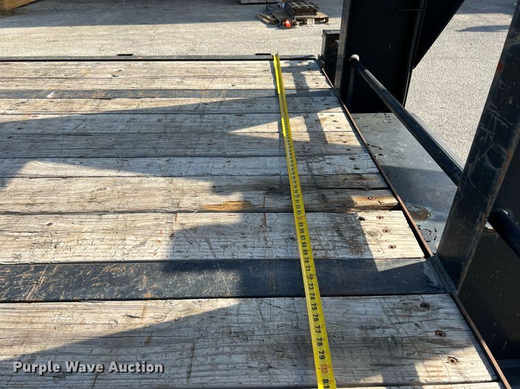 image for item DQ2300 2013 B-B Trailers  equipment trailer