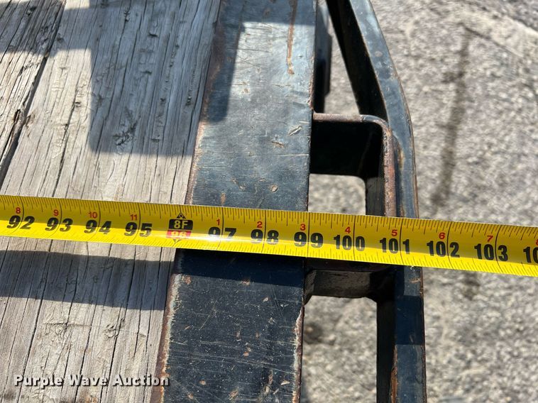 image for item DQ2300 2013 B-B Trailers  equipment trailer