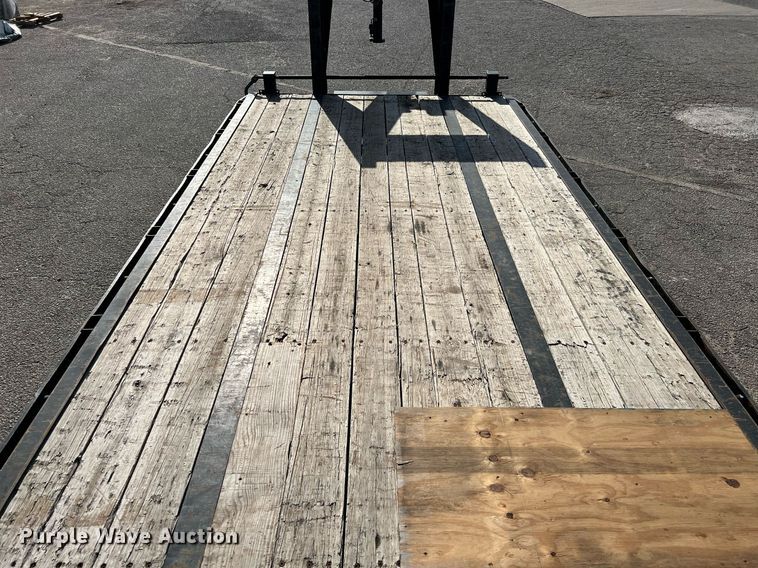 image for item DQ2300 2013 B-B Trailers  equipment trailer