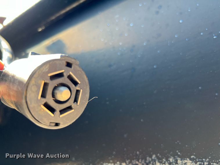 image for item DQ2300 2013 B-B Trailers  equipment trailer