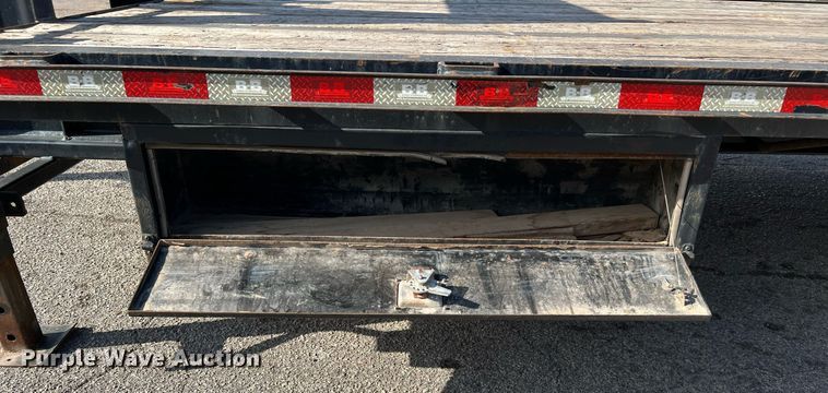 image for item DQ2300 2013 B-B Trailers  equipment trailer