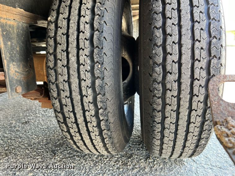 image for item DQ2300 2013 B-B Trailers  equipment trailer