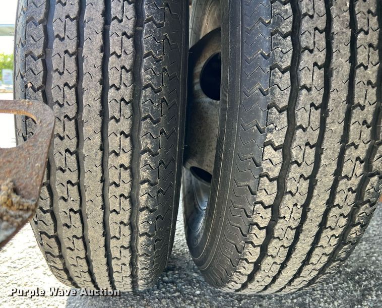 image for item DQ2300 2013 B-B Trailers  equipment trailer